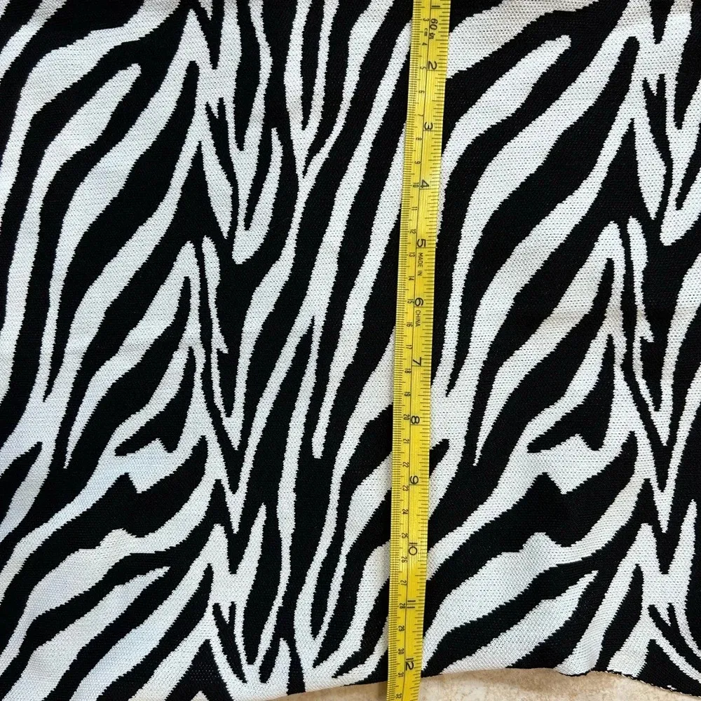 NWOT SUPERDOWN Allie Zebra Knit Mini Dress Size Medium Bodycon Backless - Image 8