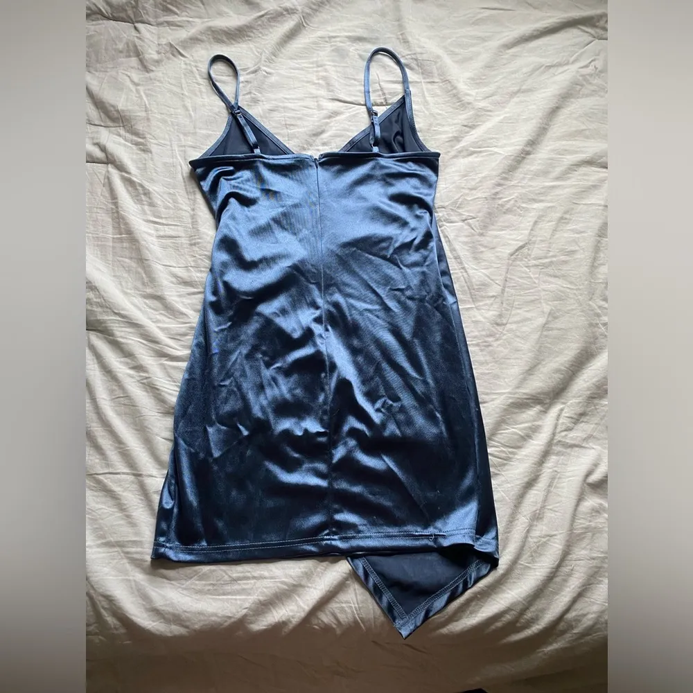 Better Be Silk Dress Size M - Image 2