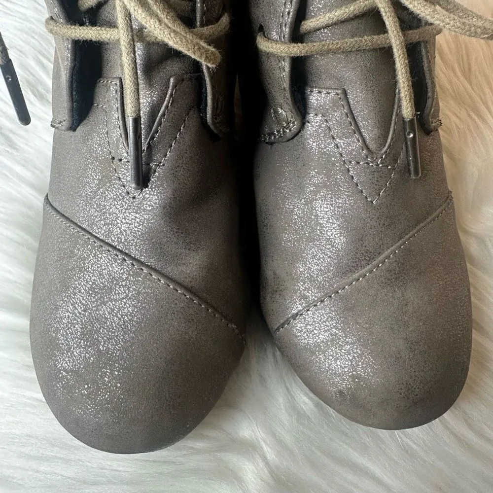 TOMS Desert Metallic Wedge Bootie Size 7.5 - Image 6