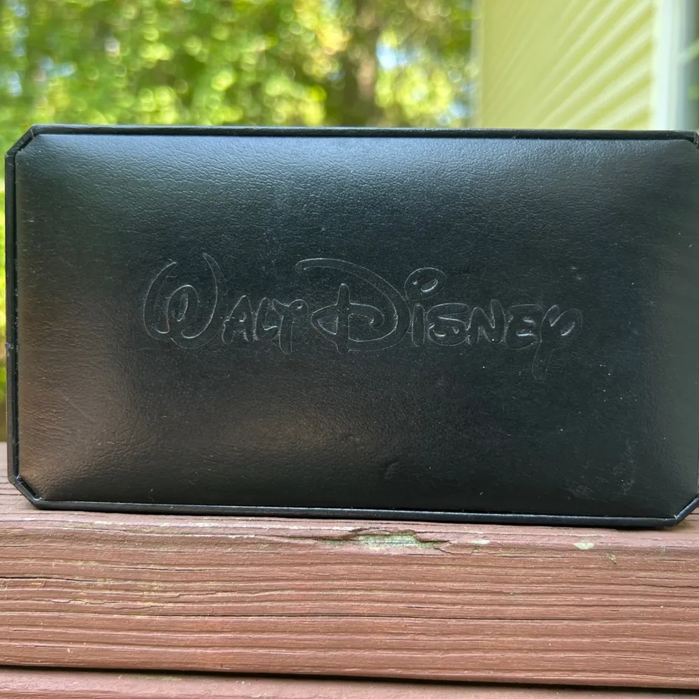 Vintage Disney Mickey Mouse Black & Gold-tone  Women Fashion Watch|Untested - Image 2