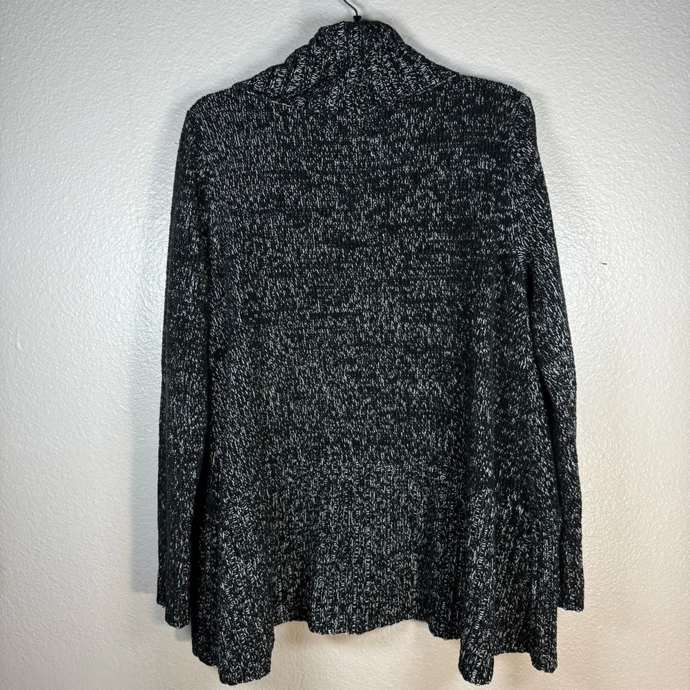 A new day Cozy Black and Gray open front cardigan SZ:XL - Image 2
