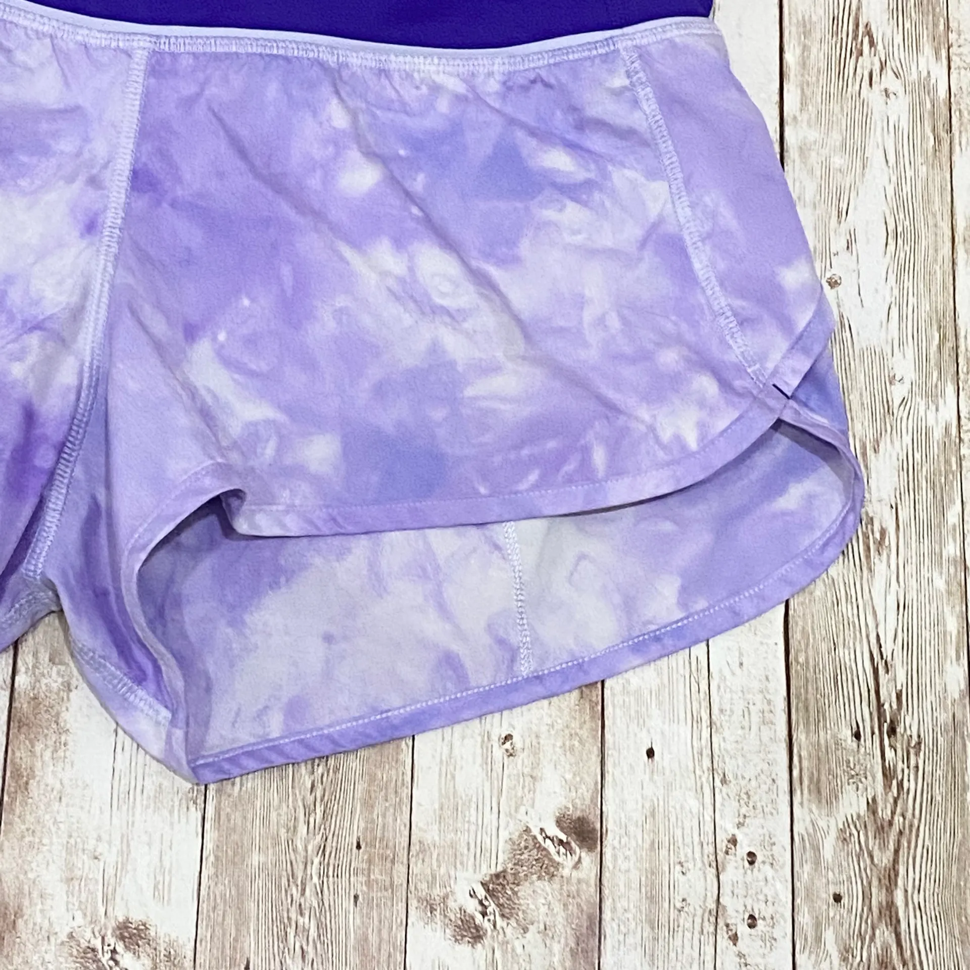 Run Speed Short Spray Dye Cool Breeze Bruised Berry Shorts Size 6 - Image 7
