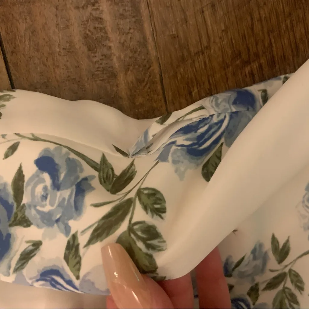 Lacademie
The Shirt Dress In Blue Floral xs classic revolve formal designer fall - Image 7