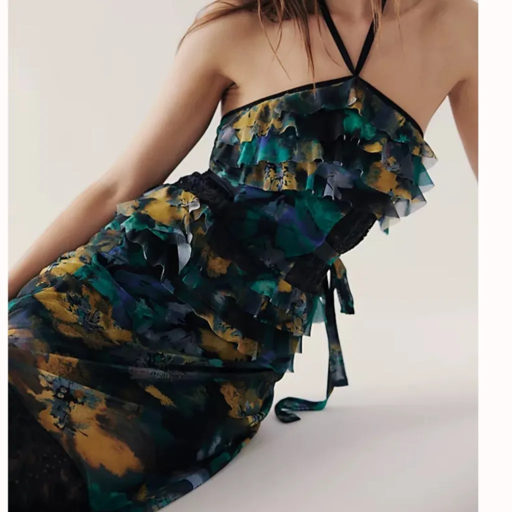 Nightcap Hibiscus Lace Maxi Dress in Blue Hibiscus sz medium NWT - Image 2