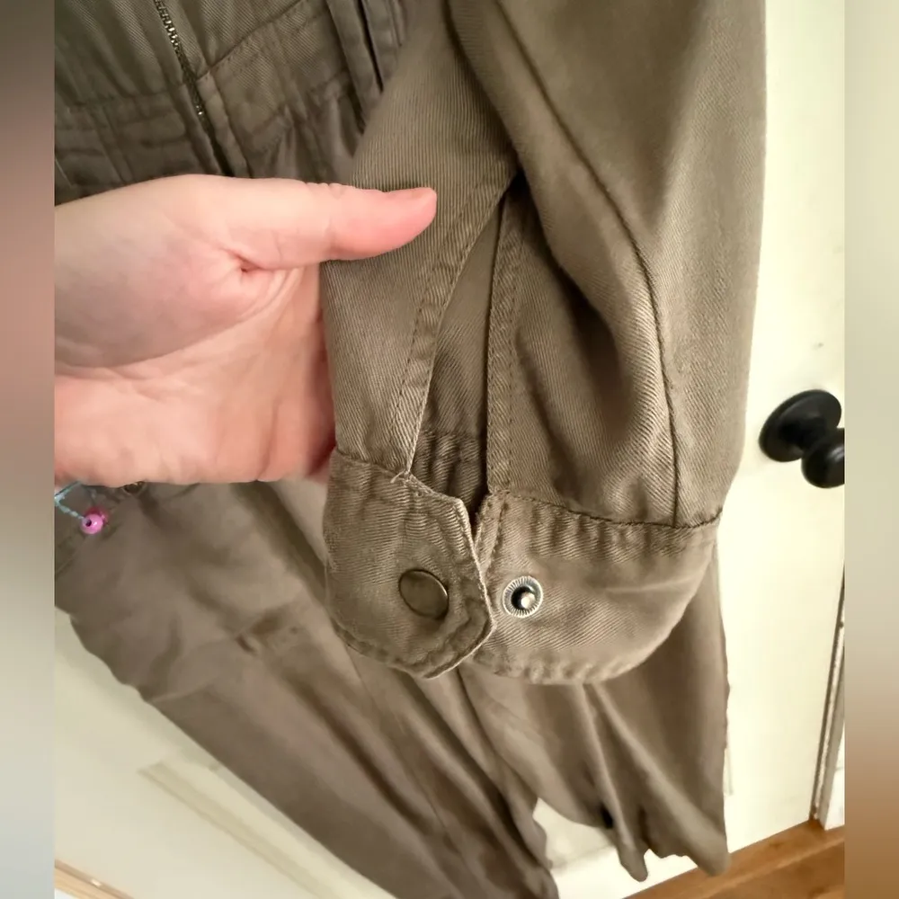 Free People Time For Me Coveralls Jumpsuit in Olive Green Size Small EUC - Image 4