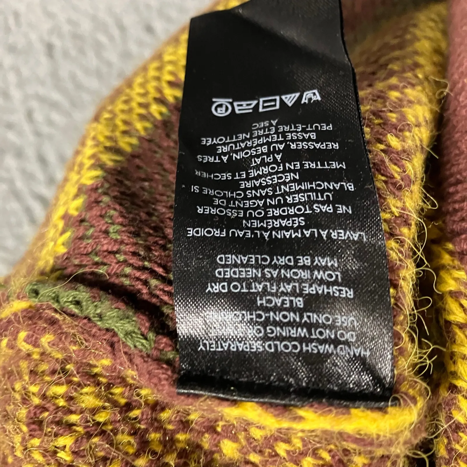 BDG Urban Outfitters Oversized Sweater Women Small Cropped Abstract Floral Daisy - Image 10