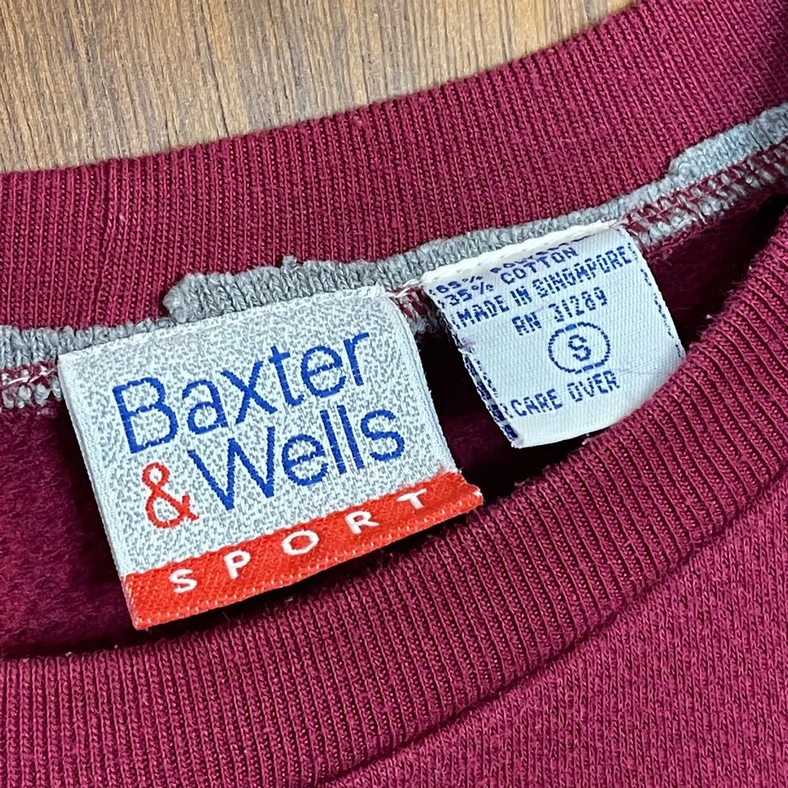 Vintage Baxter & Wells Sport Casual Fall Leaves Burgundy Crewneck Sweatshirt Red - Image 3
