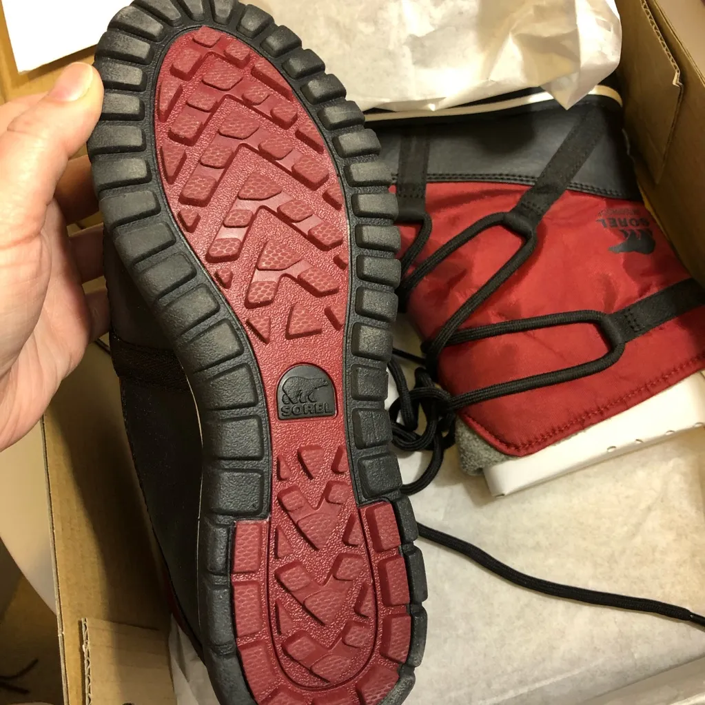 SOREL Cozy Explorer Waterproof Boots size 6 NIB - Image 2