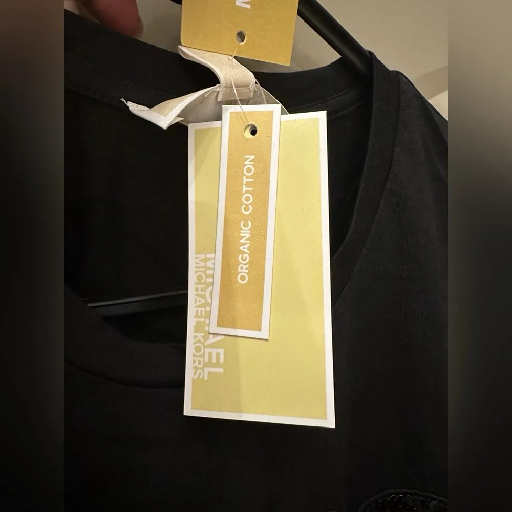 NWT Michael Kors women’s black logo tshirt size small - Image 7