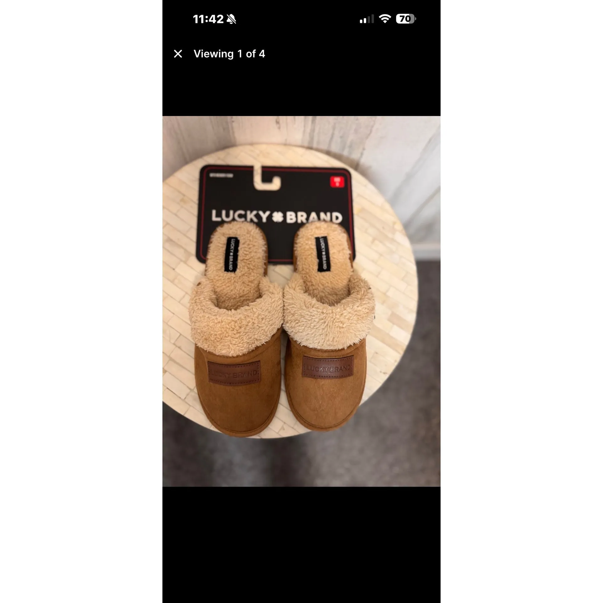 Lucky Brand Women’s Tan Plush Slippers Size Small 7/8 Cozy Faux Fur Indoor House - Image 5