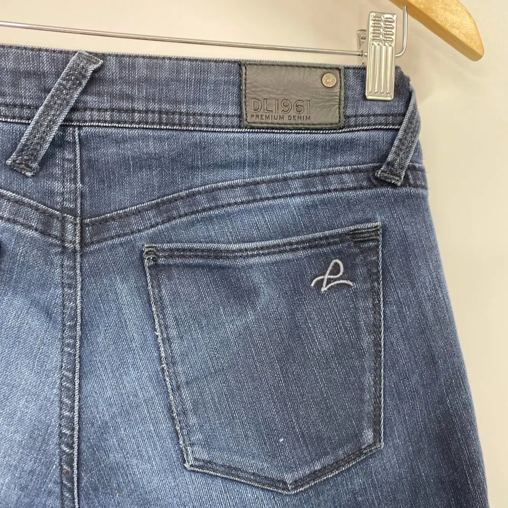 DL1961 Kate Slim Straight Dark Blue Wash Denim Jeans Low Rise Stretch Womens 26 - Image 6