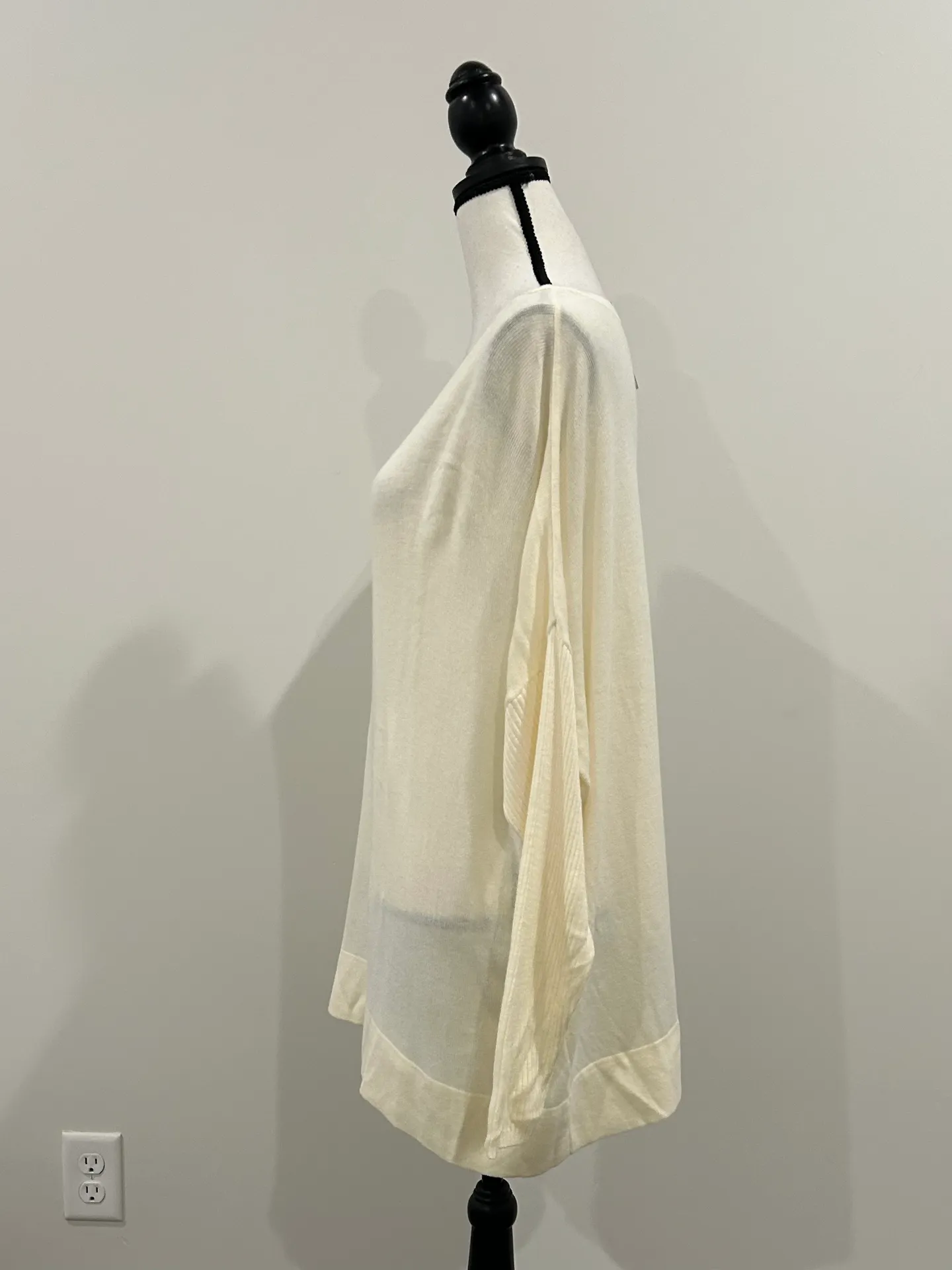 DE Colllection Oversized Sweater - Image 2