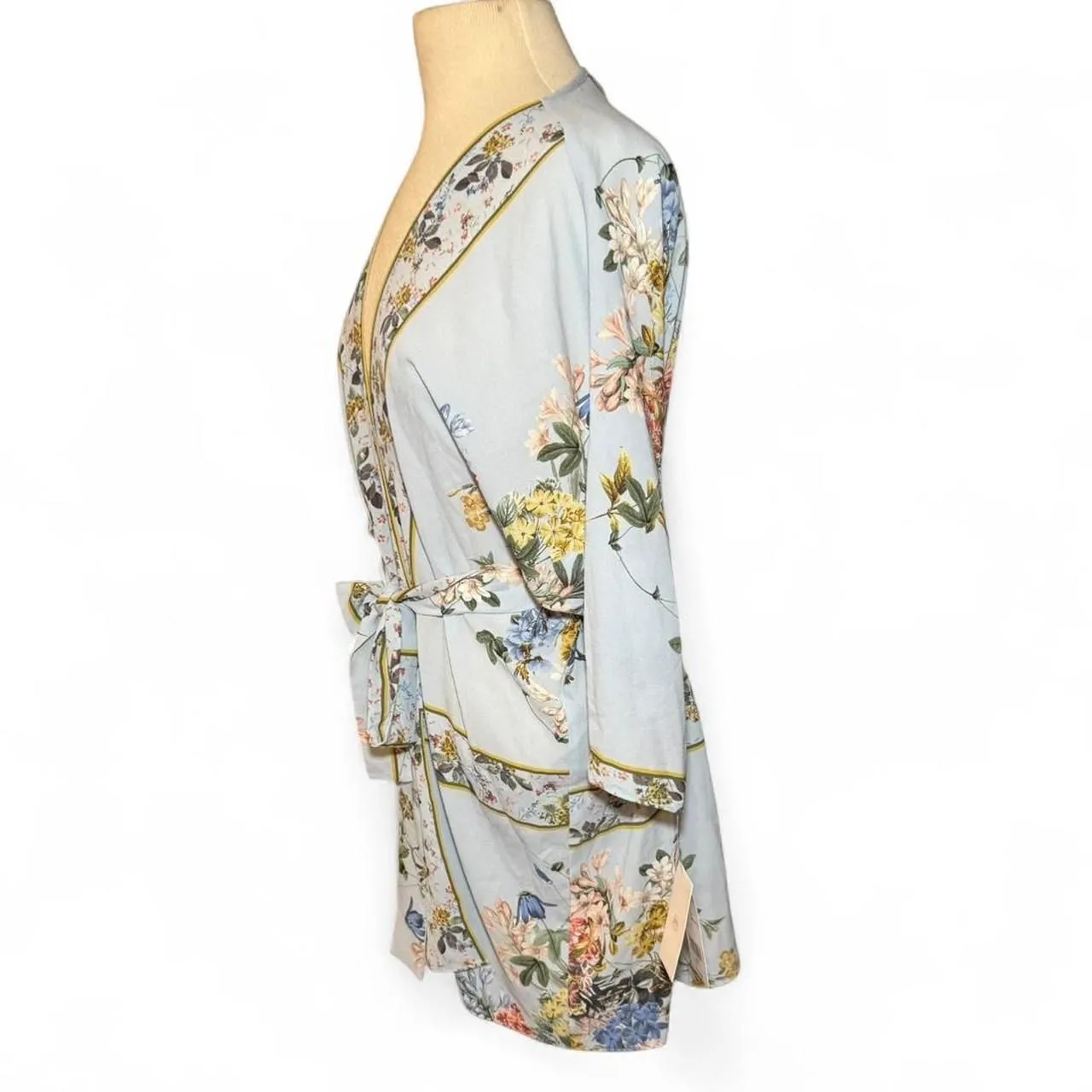 Flora Nikrooz Size Small Floral Satin Robe NWT Light Periwinkle Kimono Style - Image 7