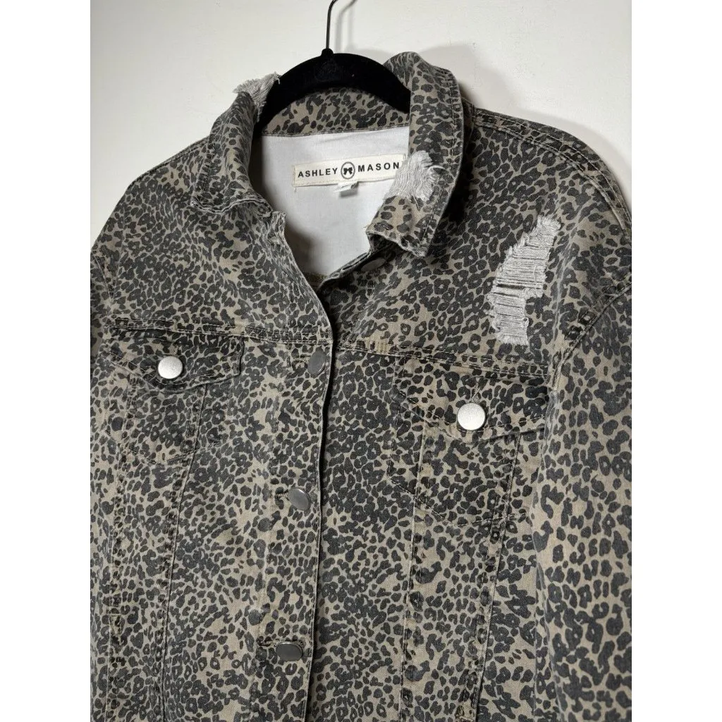 ASHLEY MASON Small Distressed Leopard Print Jean Jacket - Image 2