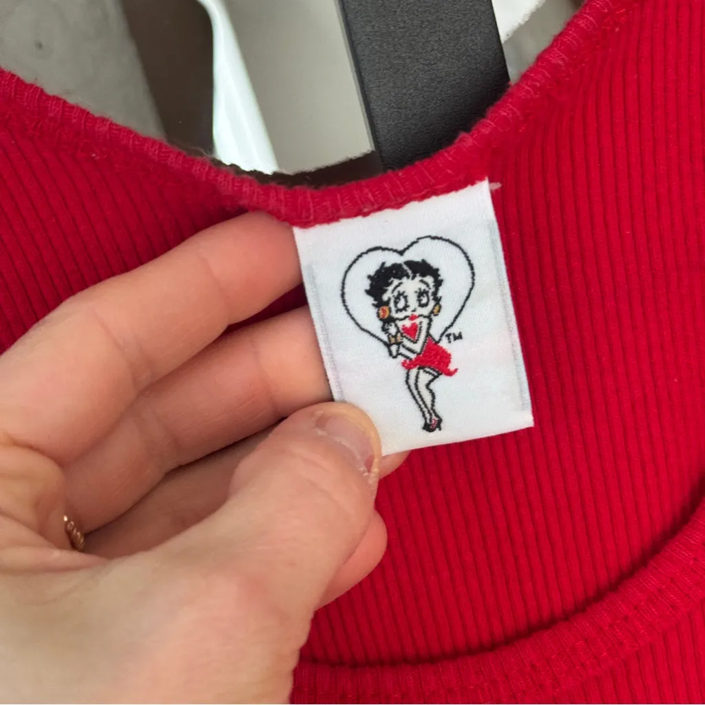 Vintage 2003 Betty Boop ribbed tank top graphic cotton made in usa kiss y2k - Image 3