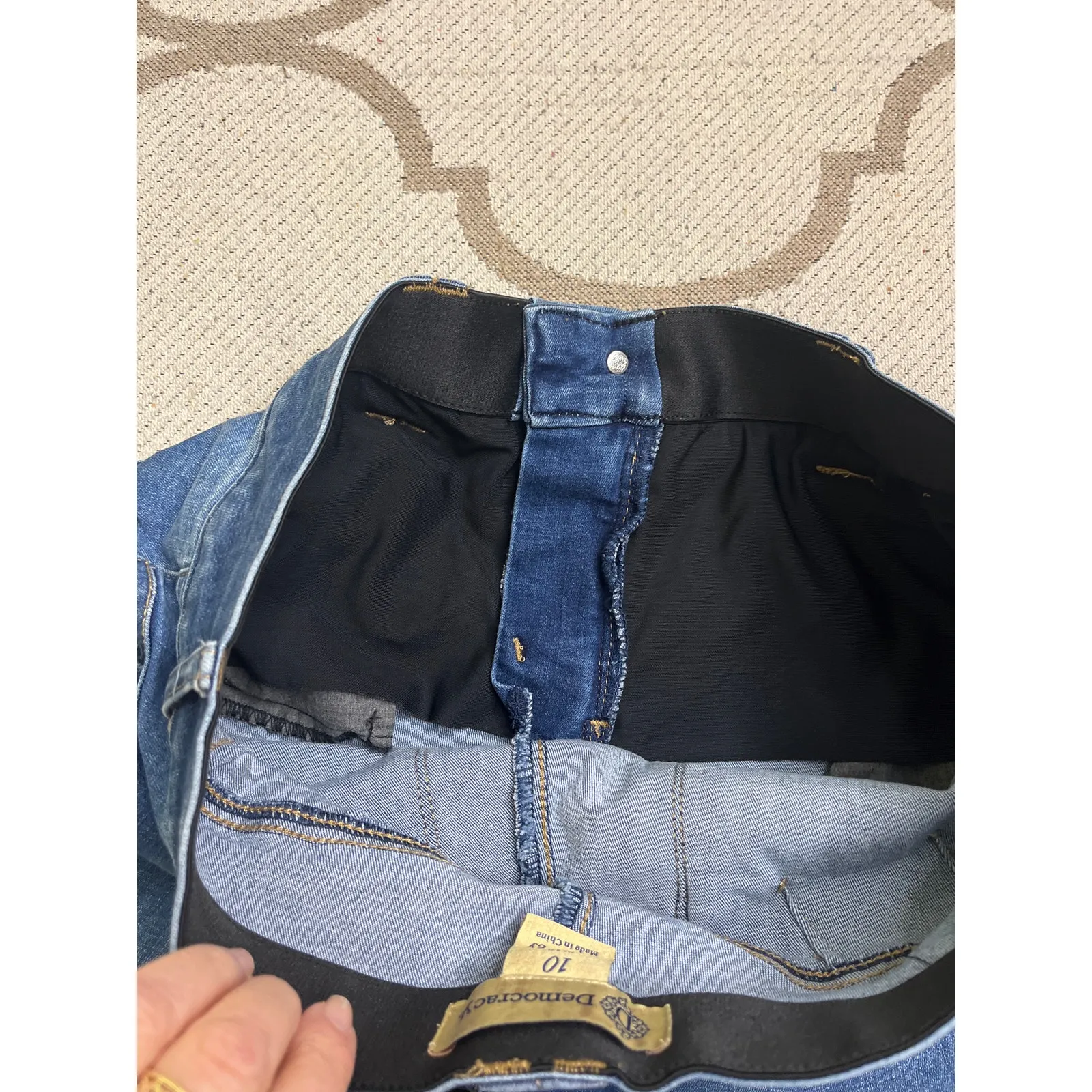 Democracy Denim "Ab"solution Itty Bitty Bootcut Blue Jeans, size 10, MSRP $88 - Image 12