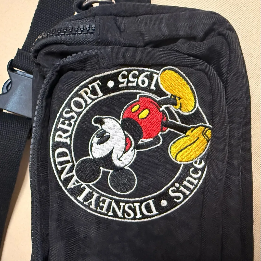 Disneyland Fanny Pack - Image 2