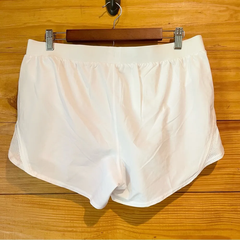 Fly By 2.0 Activewear Shorts in White Large NWT - Image 5