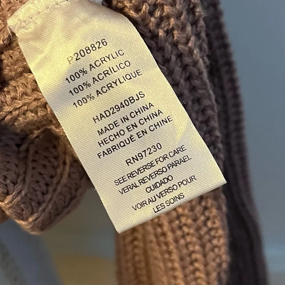 Steve Madden • Mauve Cutout Long Sleeve Sweater - Image 5