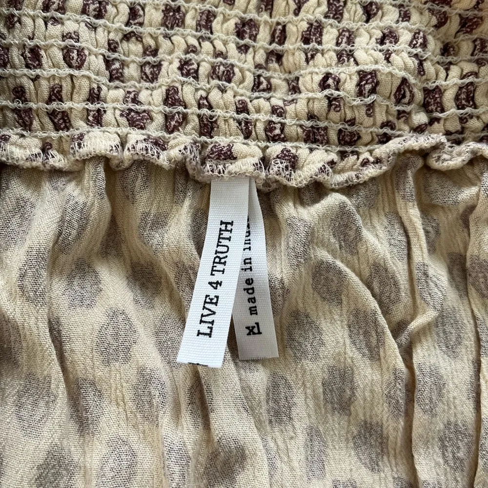 Live 4 Truth maxi skirt with open slit - Image 3