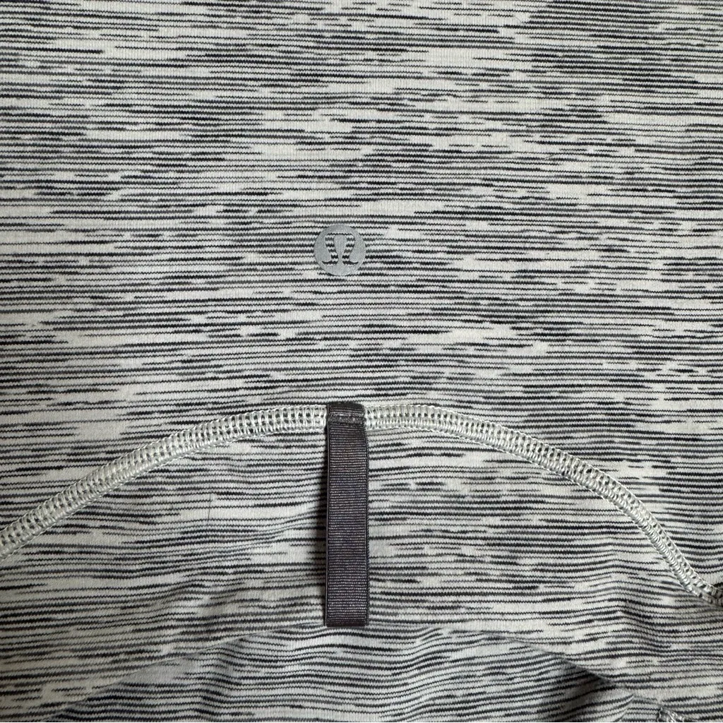 Lululemon ladies athletic wear Gray Full-Zip define Jacket SZ 4 gym working out - Image 10