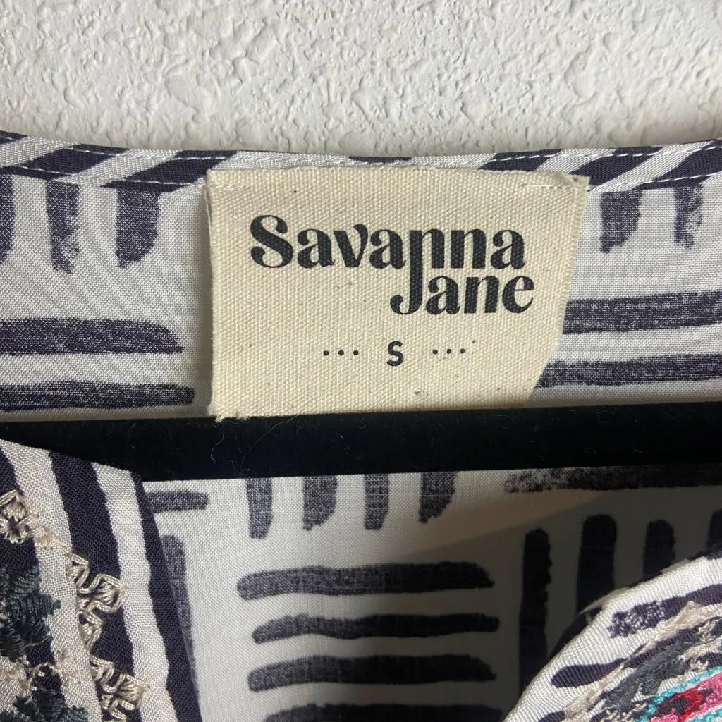 Savanna Jane Size Small Embroidered Blouse Top Black White Flare Sleeve Boho - Image 7