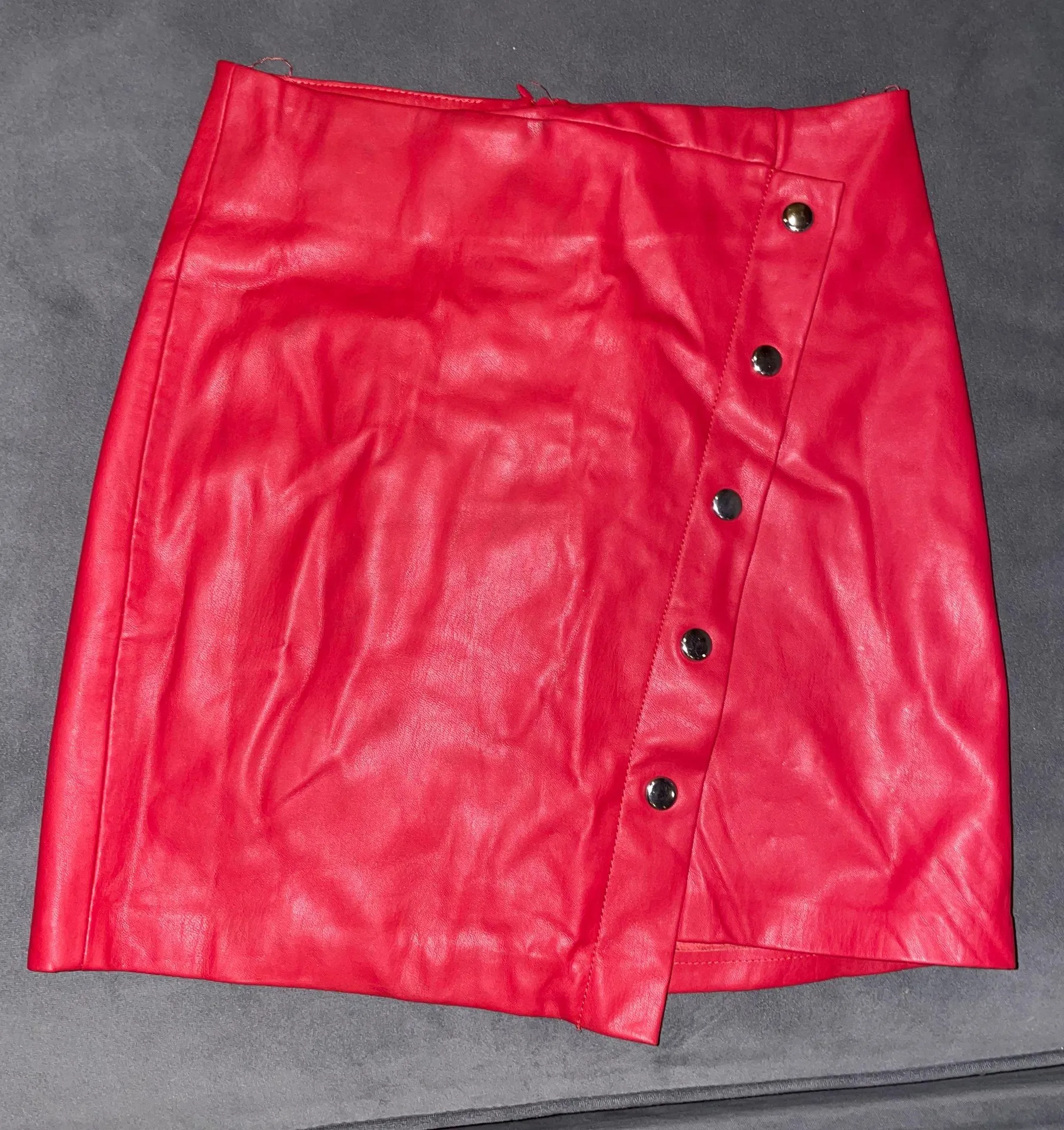 Red Faux leather skirt - Image 3