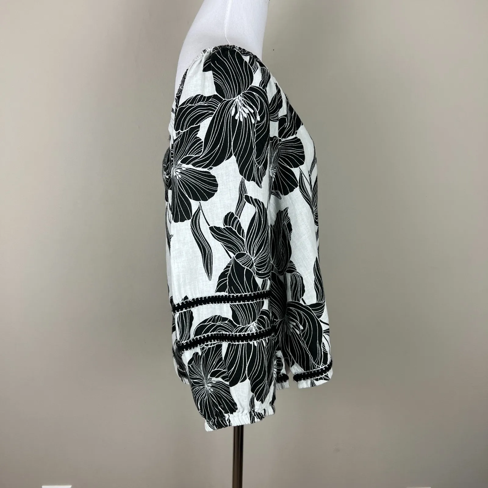 Tahari Top XL 100%‎ Linen Black White Floral Square Neck Embroidered Coastal New - Image 4