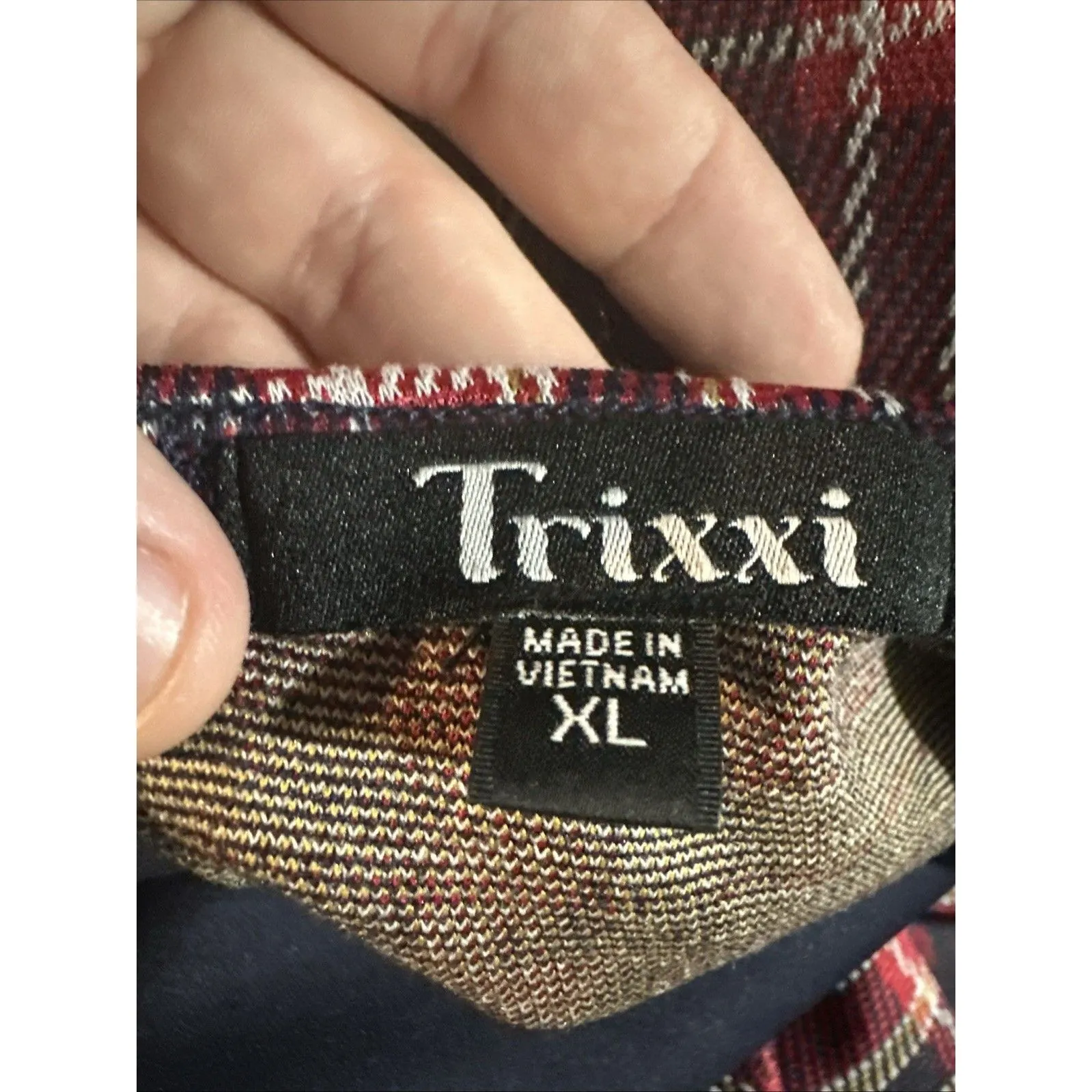 Trixxi Women's Plaid Dress Size XL Red Black Long Sleeve Scoop Neck NWT - Image 7