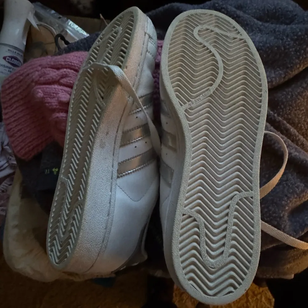 Tennis Shoes - Image 3