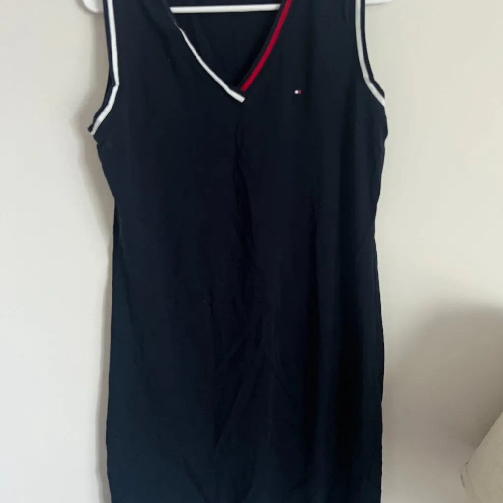 Tommy Hilfiger medium dress - Image 3