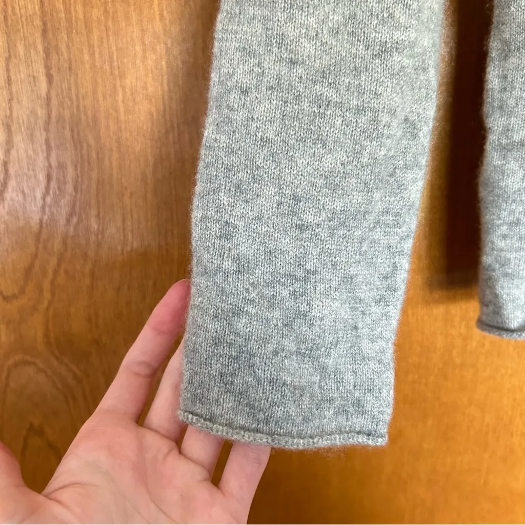 Ply Cashmere Grey Crewneck Sweater Size Small Petite Minimal Classic Casual Gray - Image 2