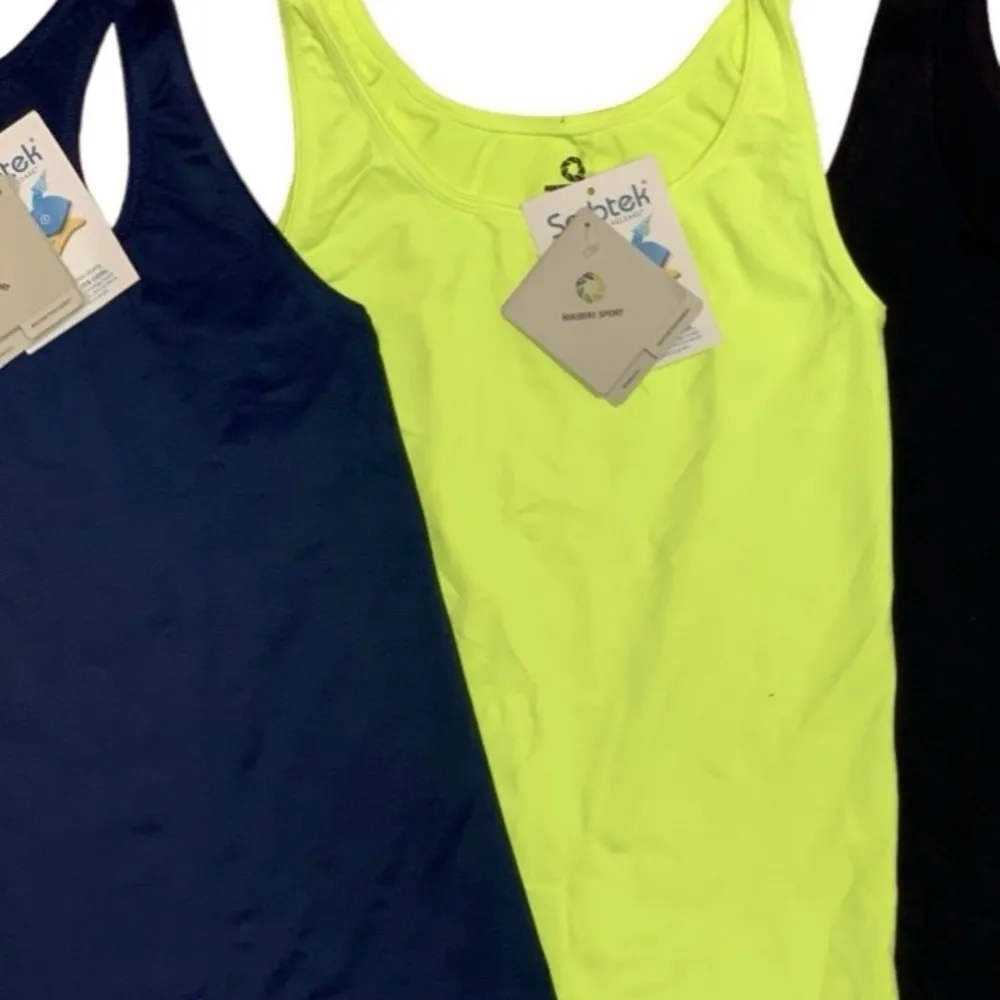 3 NIKIBIKI Sport Seamless Stretch Tank Tops Size S/M New with Tags - Image 10