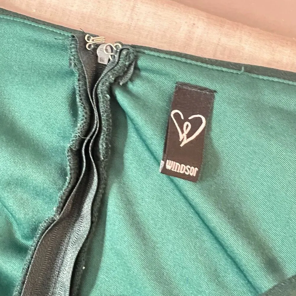 Windsor Green Pleated Off The Shoulder Slit Back Lined Midi Dress Size XL - Image 10