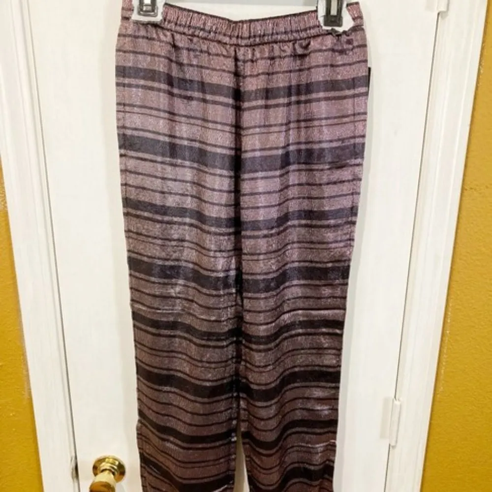 Haney women's lightweight mesh lined silk blend metallic dance club jogger pants Purple Size 8 - Image 2