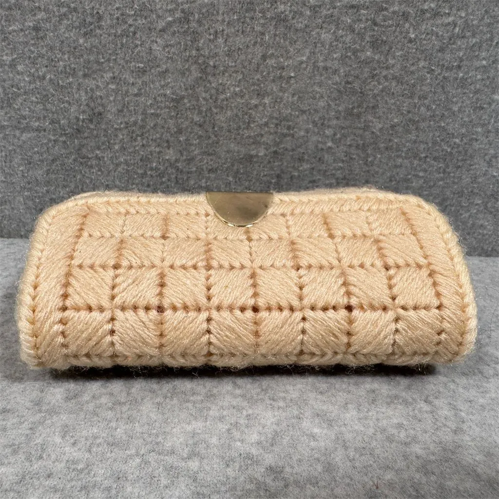 Vintage Crochet Clutch Purse Cream Metal Clasp Formal - Image 8