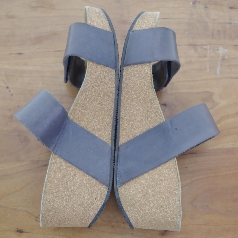 Eric Michael  Portuguese Made Platform Sandals EU 40 - Image 5