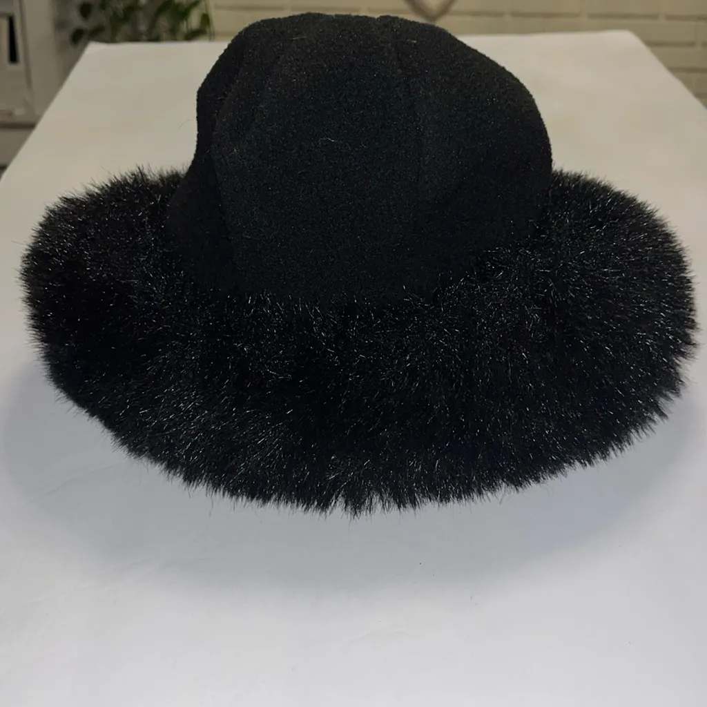 Everitt faux fur fleece hat Black - Image 2