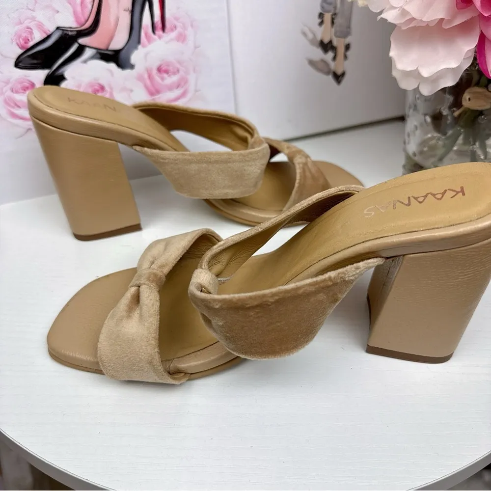 Kaanas Beige Bow Heeled Sandal Size 6 Tan - Image 4