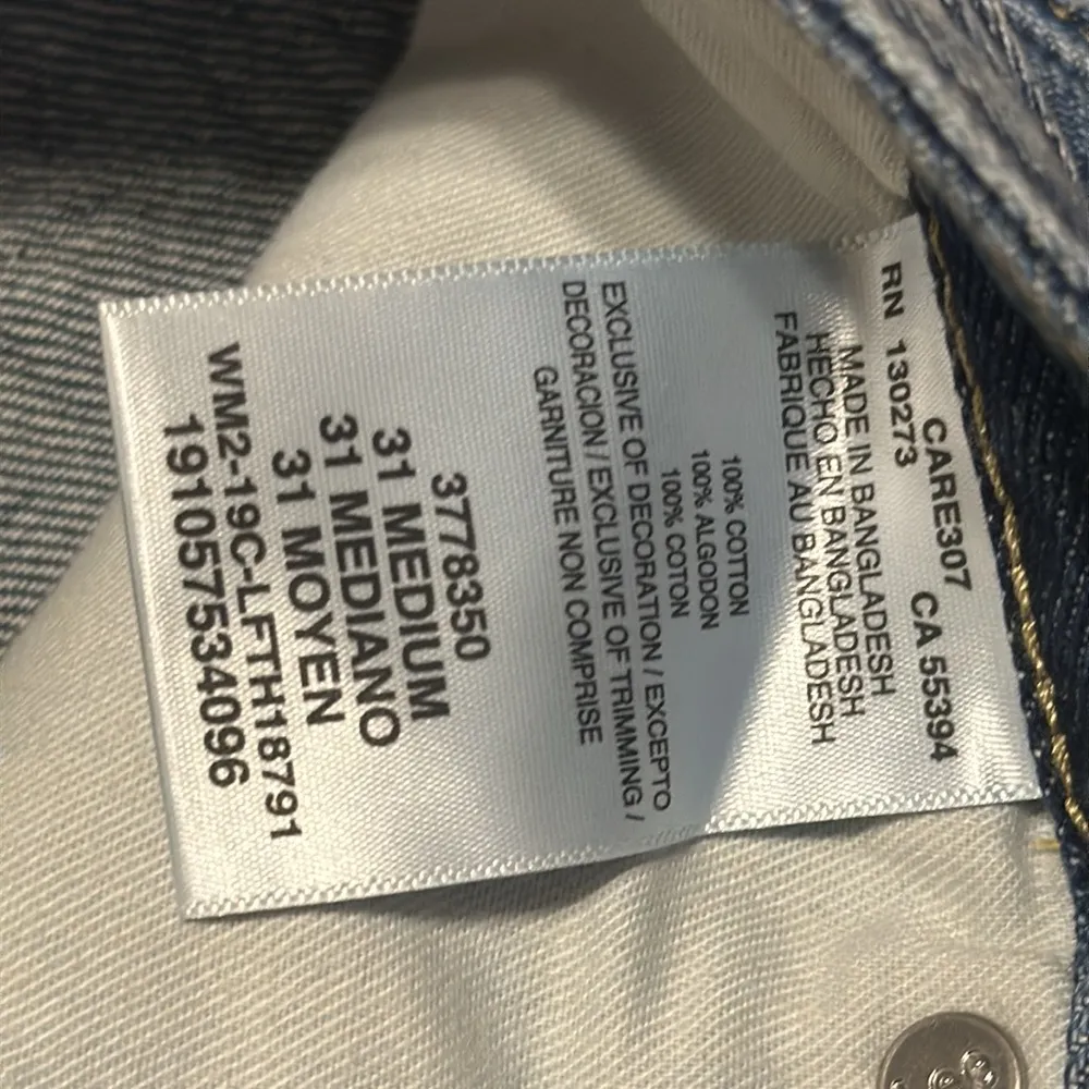 Lee Women's Cut off shorts Lee is Love Heart Detail Size 31 M Y2K hippie peace - Image 5