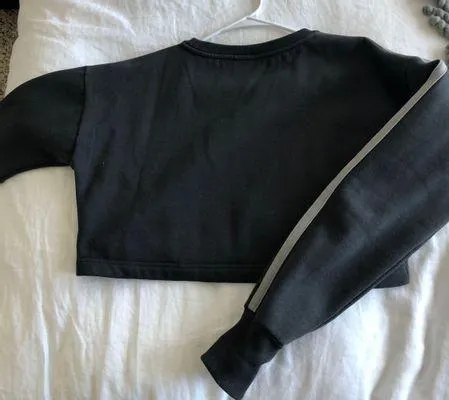 Gymshark Pullover - Image 3