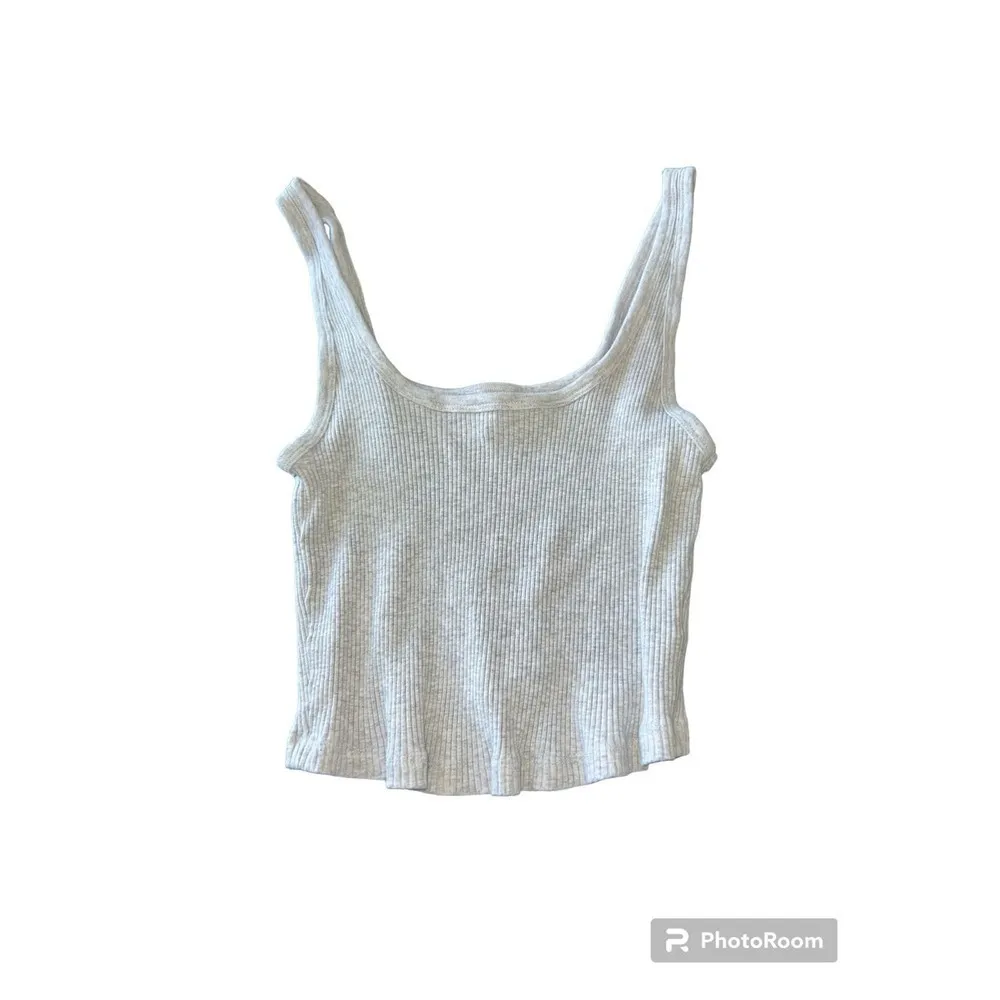 Crop Tank Top Lot- 3 Total- Size Large Colsie F21 & Old‎ Navy - Image 2