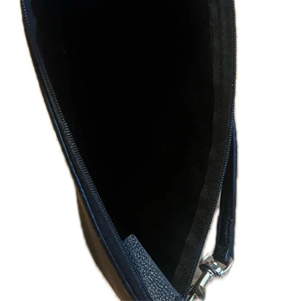 Calvin Klein Wristlet Blak - Image 3