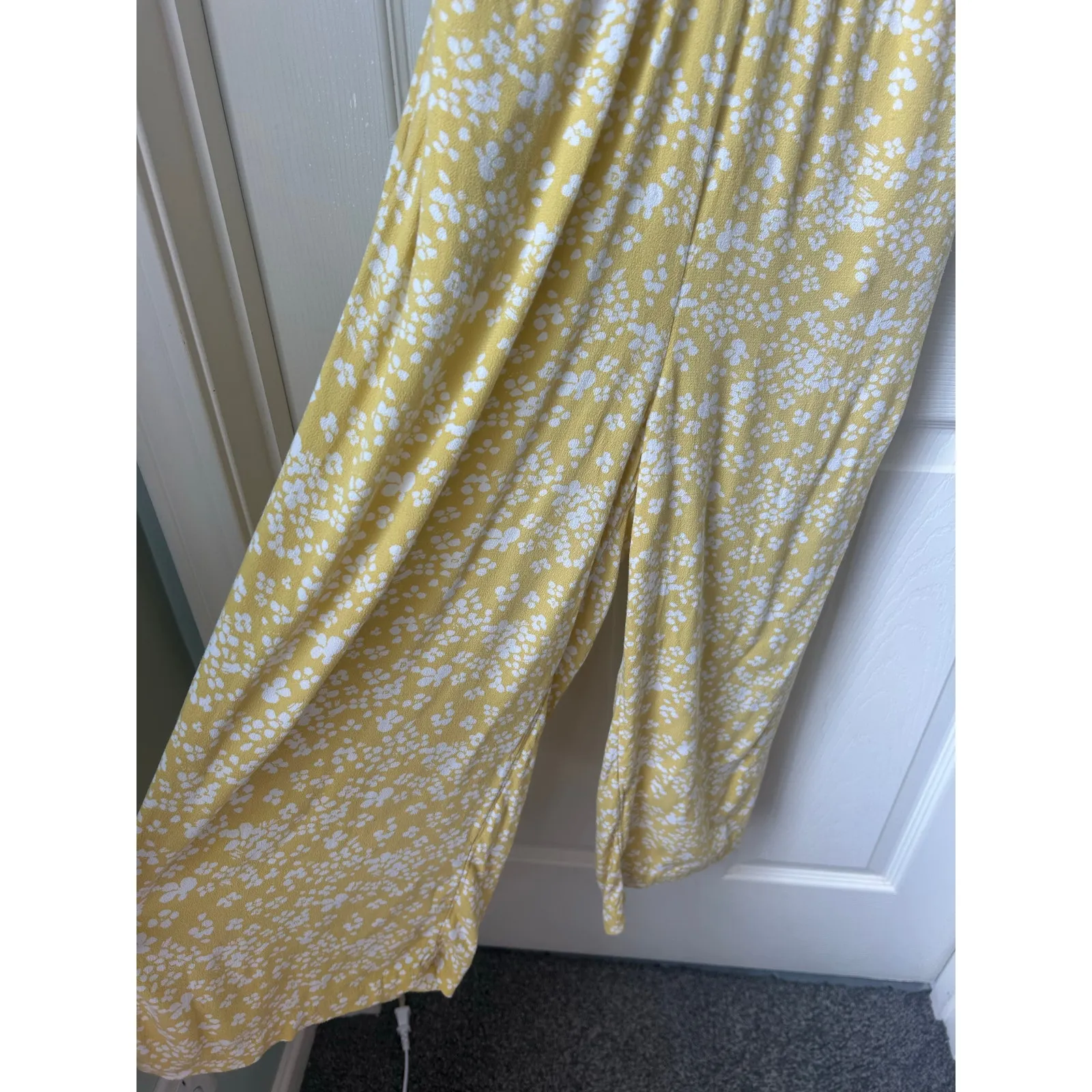 Aerie Yellow Floral Cut Out Jumpsuit - Small - Image 5