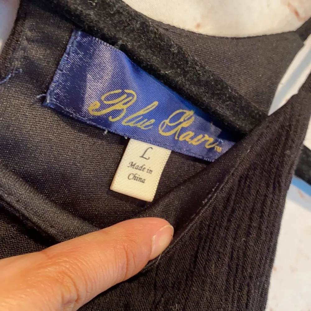 Blue Rain  Multi Tassel Layered Black Tank Top L - Image 4