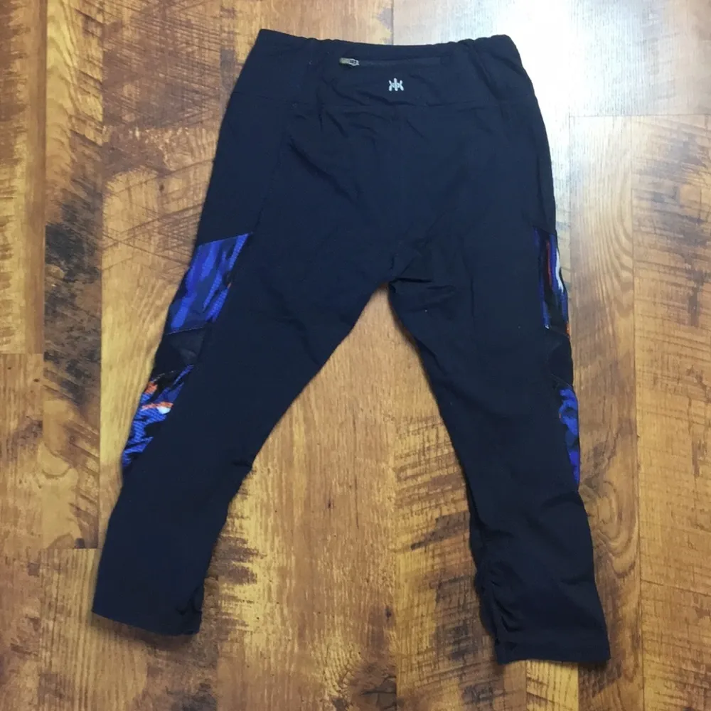 MESH DETAIL ATHLETIC CROP LEGGINGS - Image 4