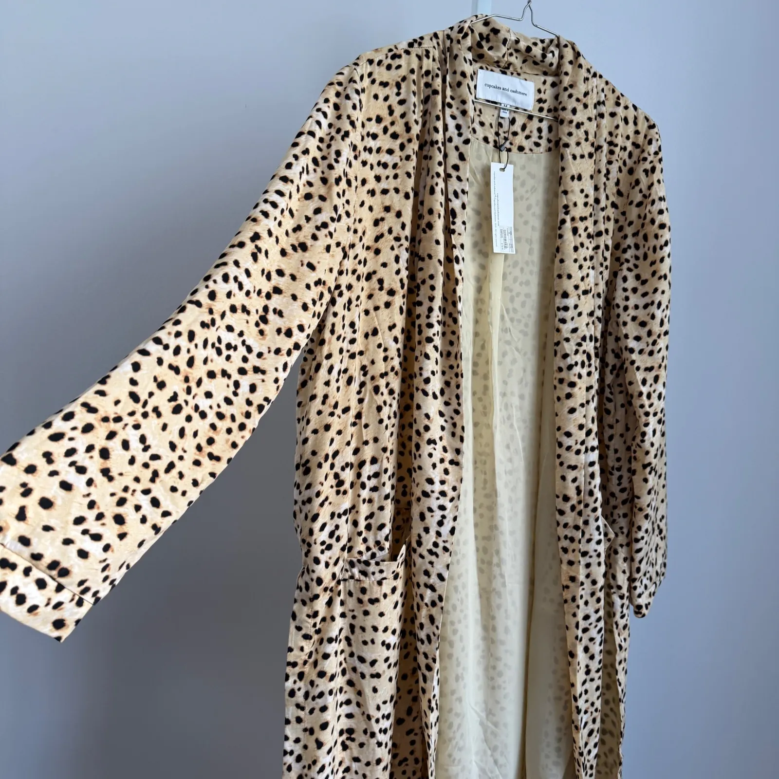 Cupcakes and Cashmere Leopard Print Duster Jacket Boho Lagenlook Kimono sz M NWT - Image 8