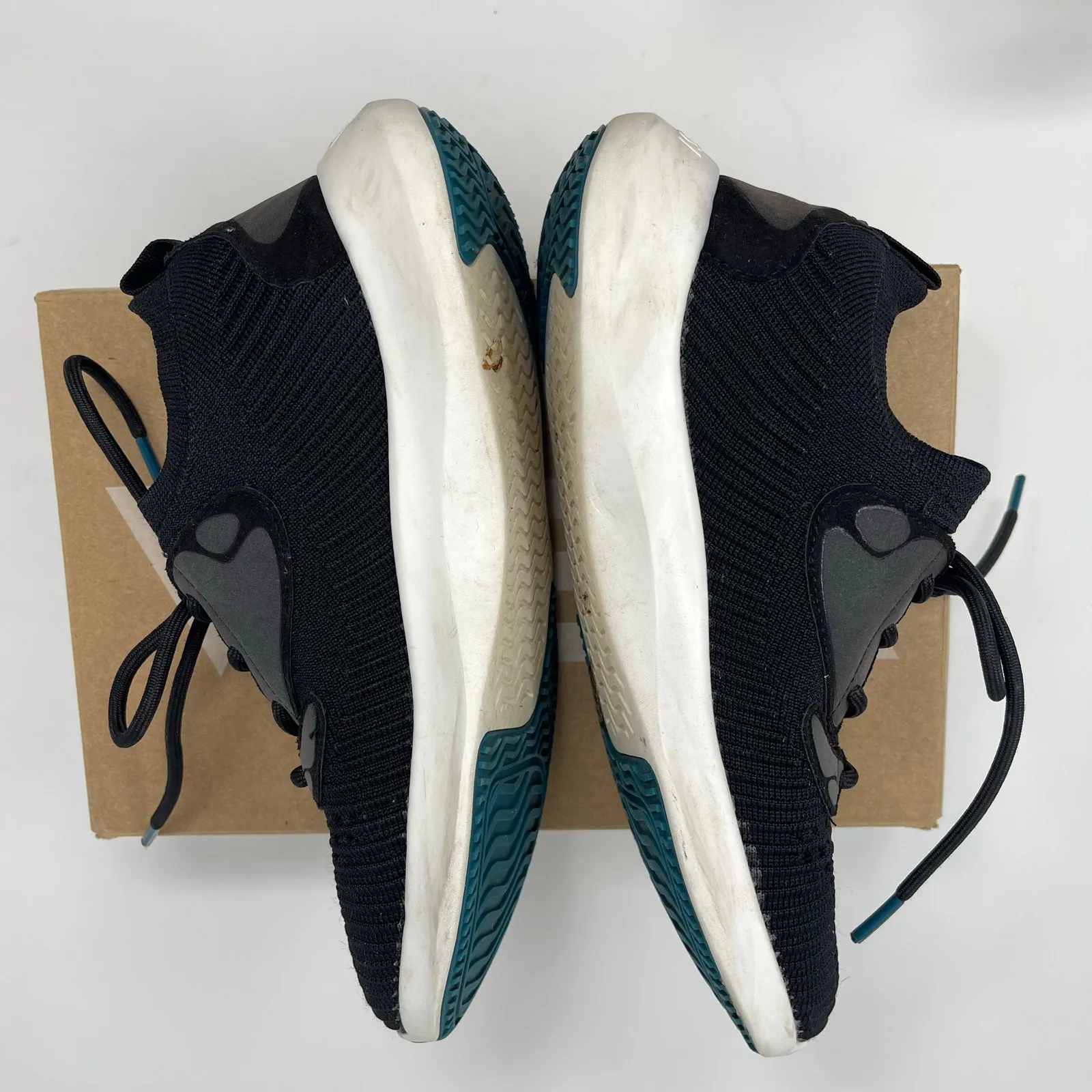 Vessi Everyday 2.0 Black Classic Sneakers (Size W 7) - Image 7