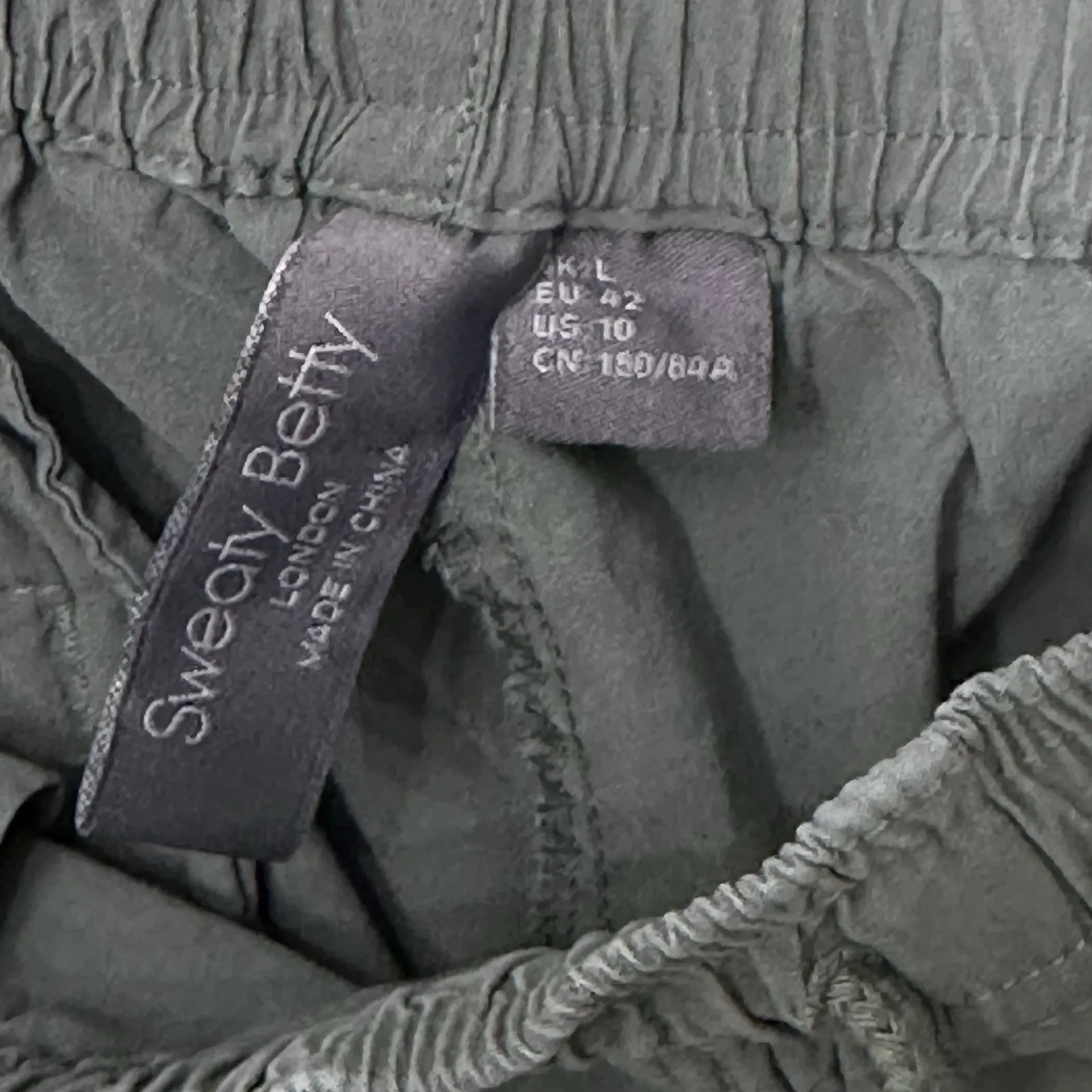 Sweaty Betty Quinn Utility Cargo Jogger Size 10 Olive Green Athleisure - Image 8