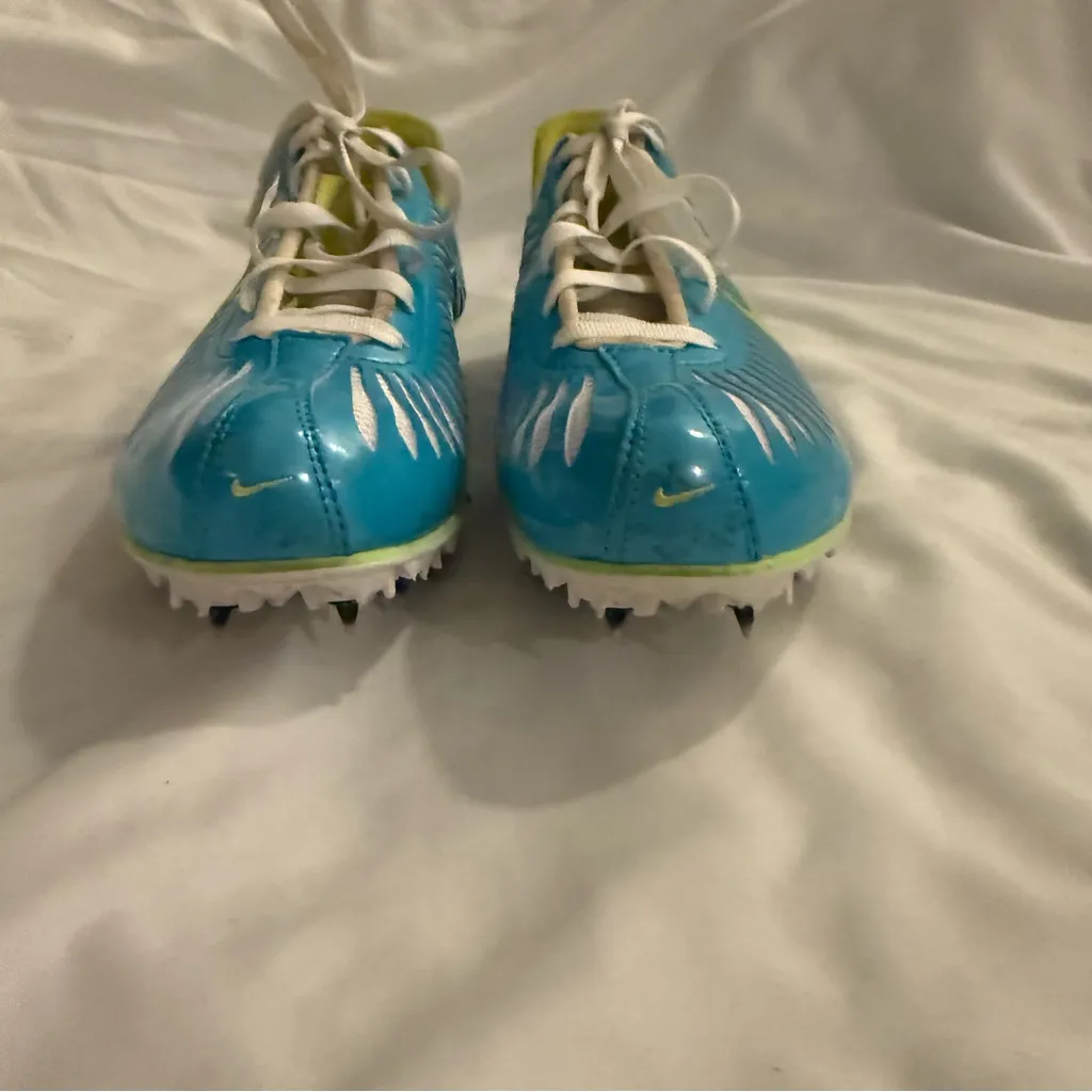 EUC Nike Rival Sister 2 Track Shoes - Image 2